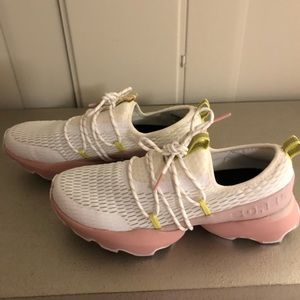 Sorel WOMEN'S KINETICT™ IMPACT LACE SNEAKER